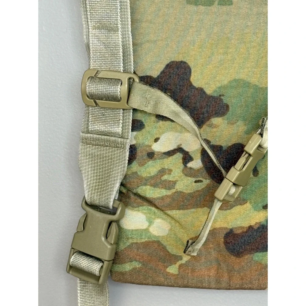 Lions Services Hydration Carrier Unisex OS Camo Nylon MOLLE II No Bladdet